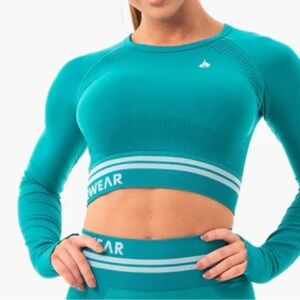 FREESTYLE SEAMLESS LONG SLEEVE CROP Turquoise